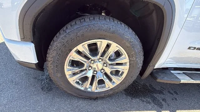 2026 GMC Sierra 1500 Denali - Photo 9
