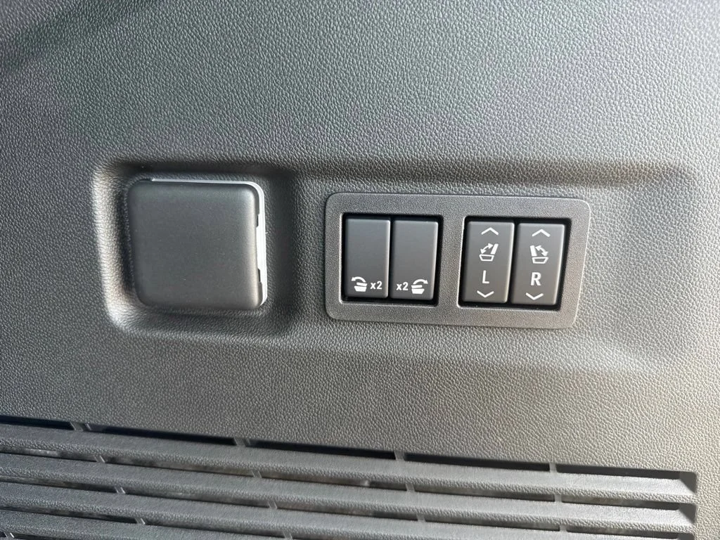 New 2026 Glacier White Tricoat GMC Denali image 36