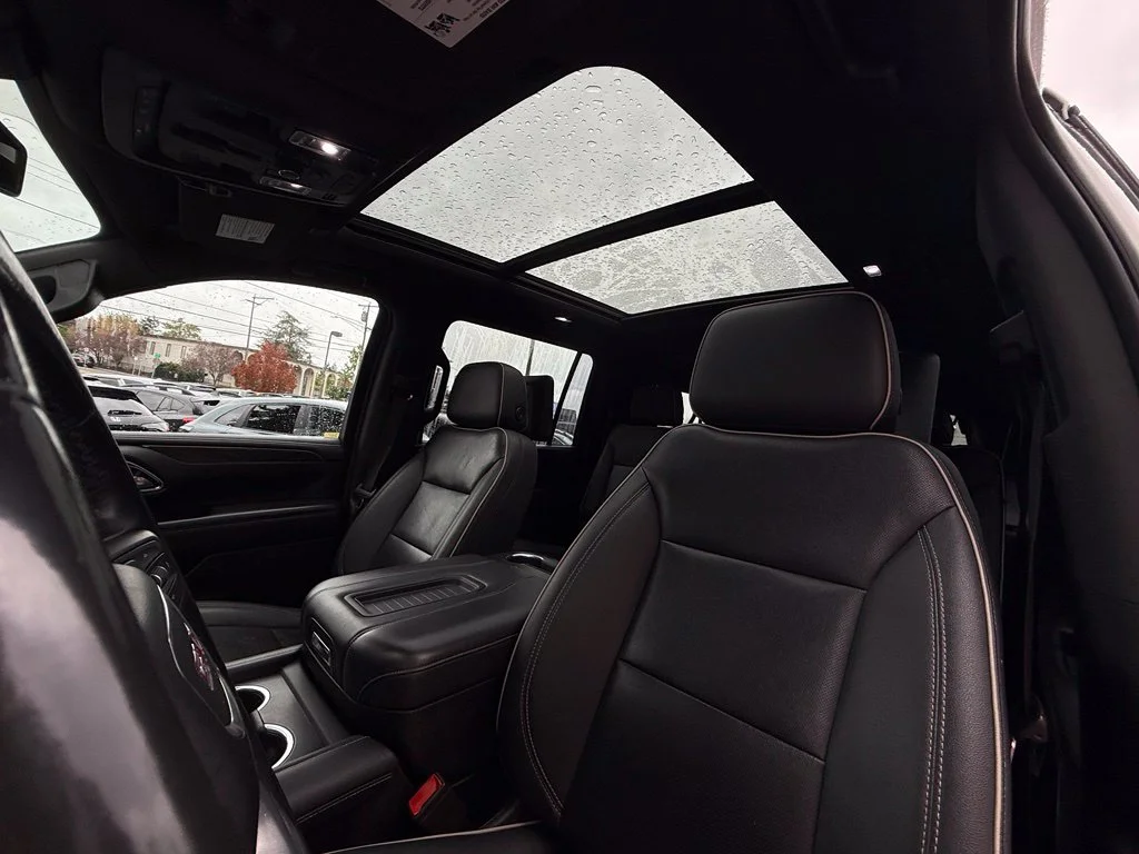 Used 2022 White GMC SLT image 33