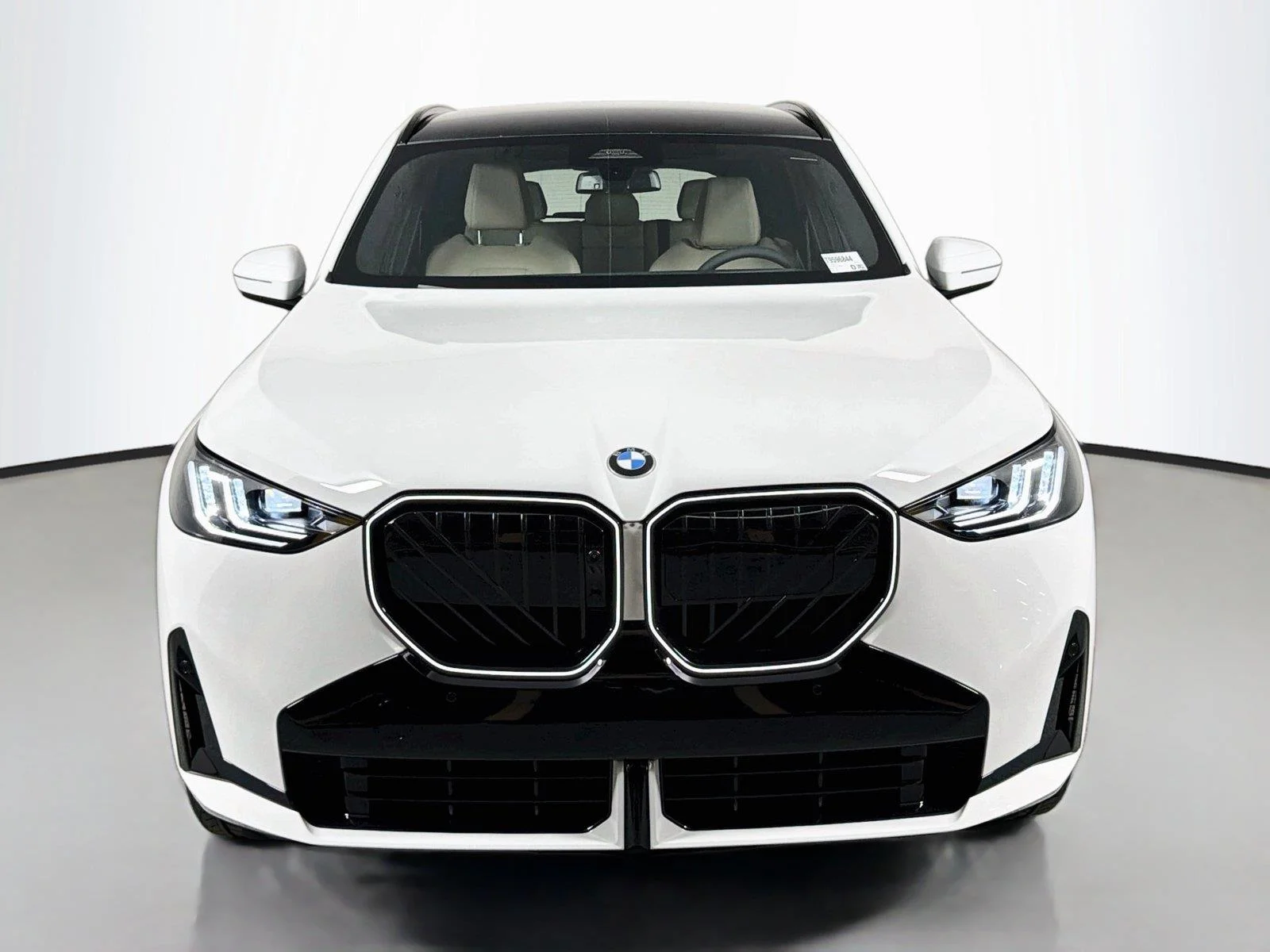 New 2026 Alpine White BMW 30 xDrive image 2