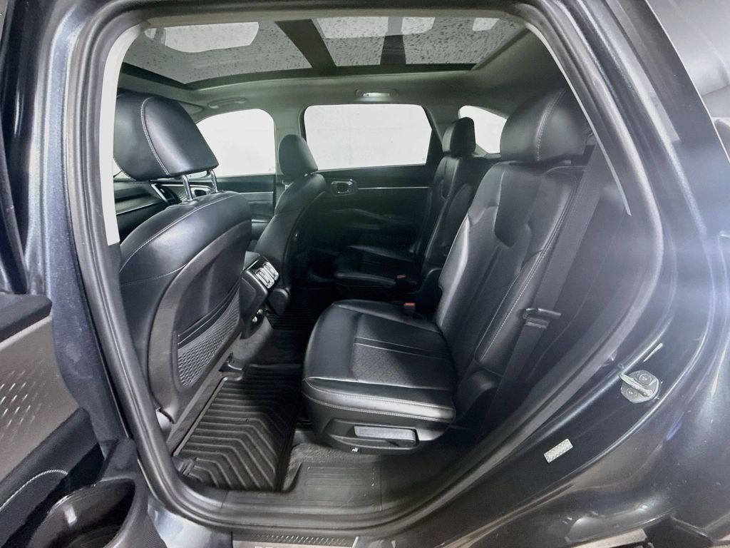Used 2021 Gravity Grey Kia SX image 17