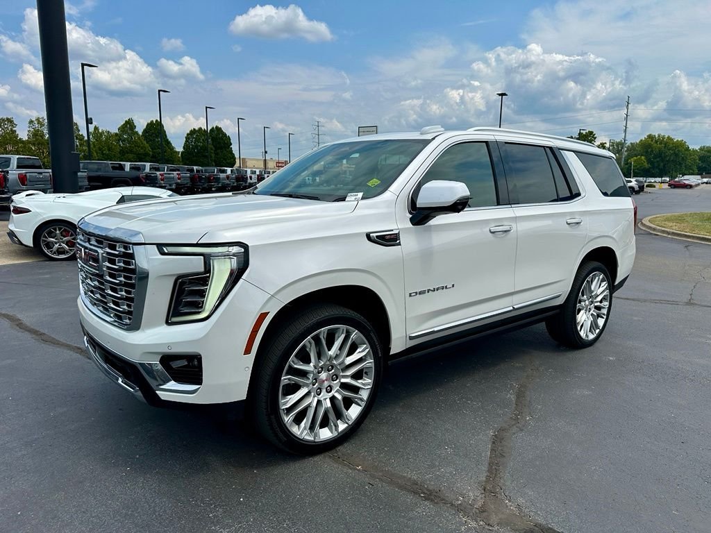 Used 2025 White GMC Denali image 7
