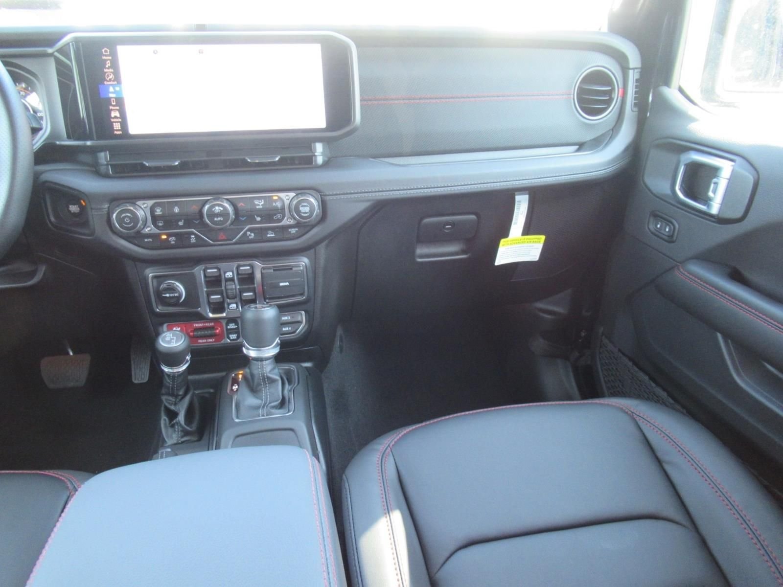 New 2026 Black Clearcoat Jeep Moab 392 image 14