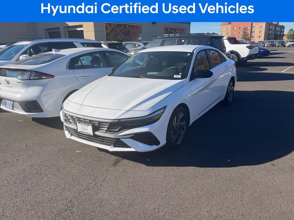 Certified Used 2025 White Hyundai SEL Sport image 2