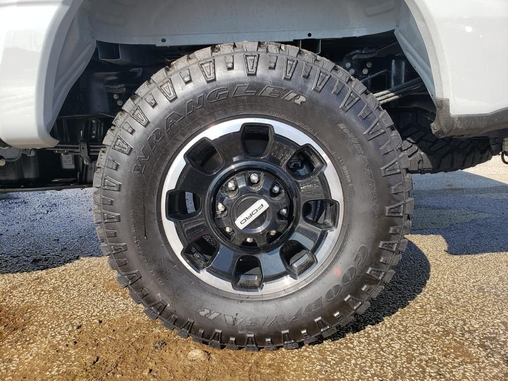 New 2026 Avalanche Ford F-250® Lariat® image 20