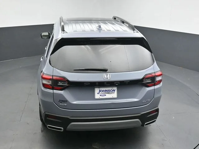 Used 2023  Honda Elite image 23