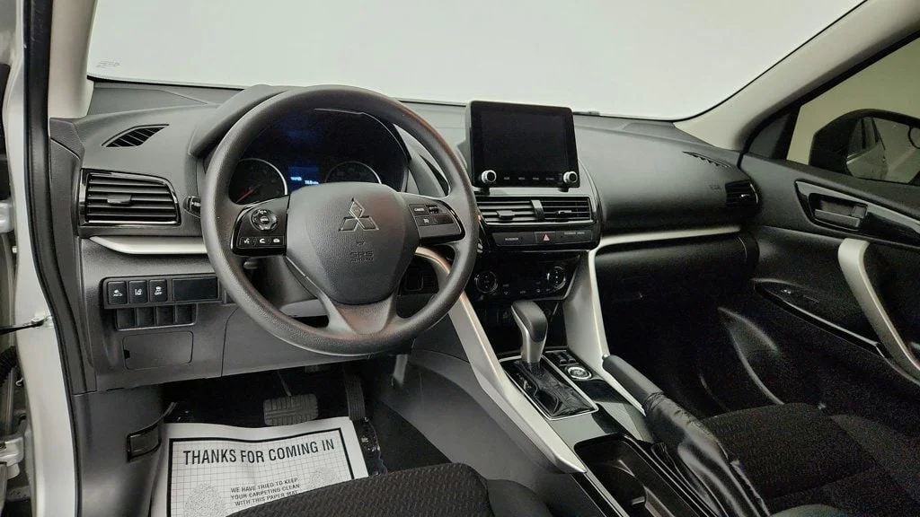 Used 2025 Alloy Silver Metallic Mitsubishi LE S-AWC image 13