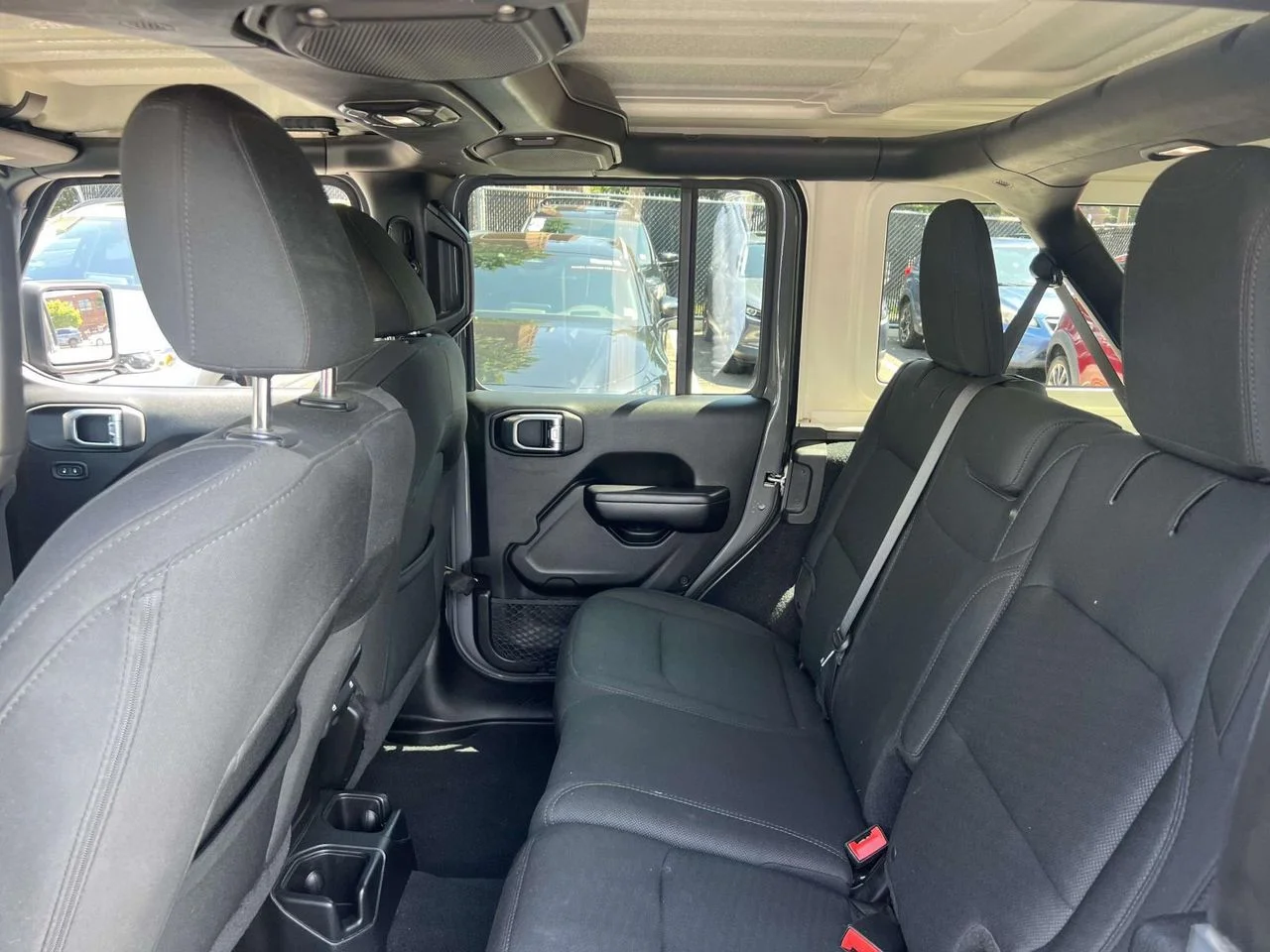 Used 2018 Sting-Gray Clearcoat Jeep Sport S 4x4 image 23