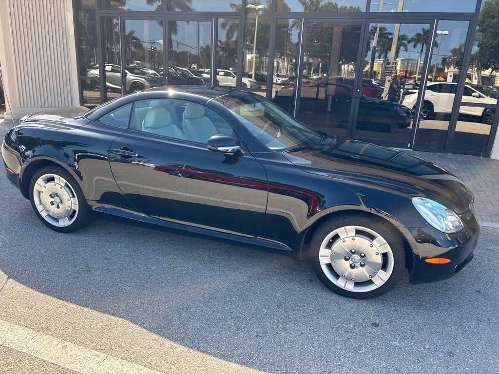 Used 2005  Lexus 430 image 6