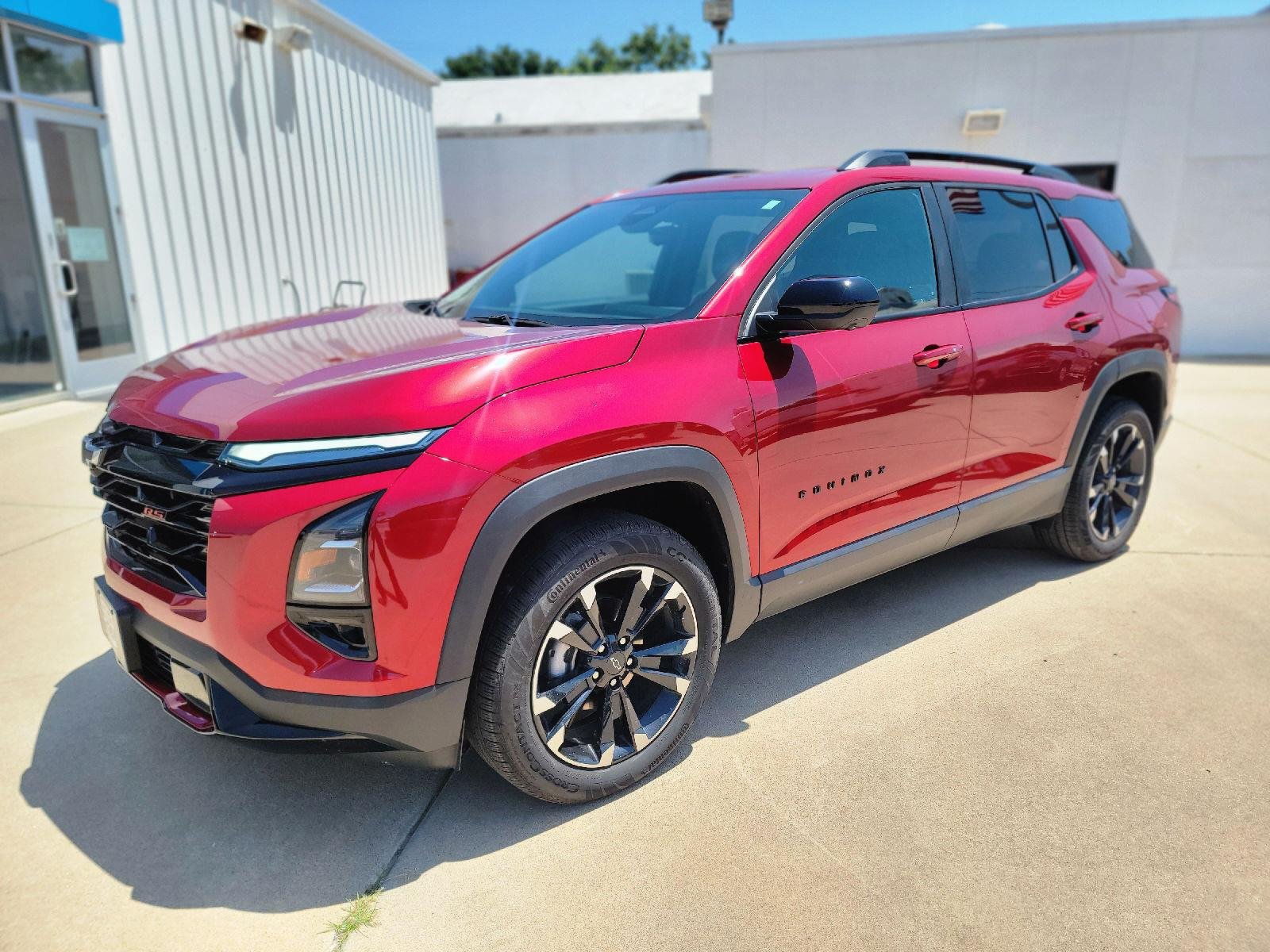 View vehicle photo 3