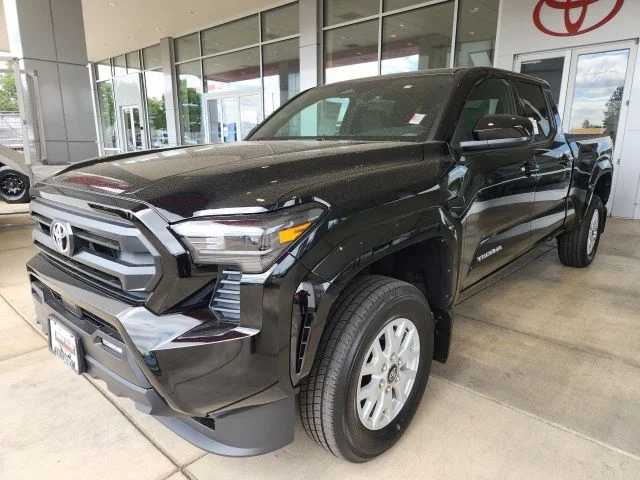 2026 Toyota Tacoma SR5 - Photo 6