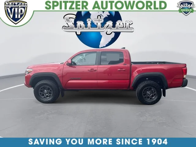Used 2017 Red Toyota SR5 image 6