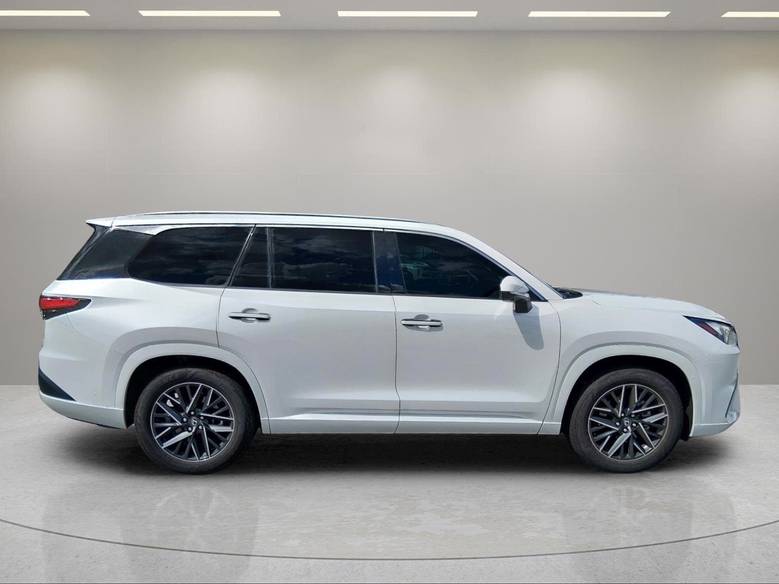 Used 2025 Wind Chill Pearl Lexus TX 350 Premium image 6