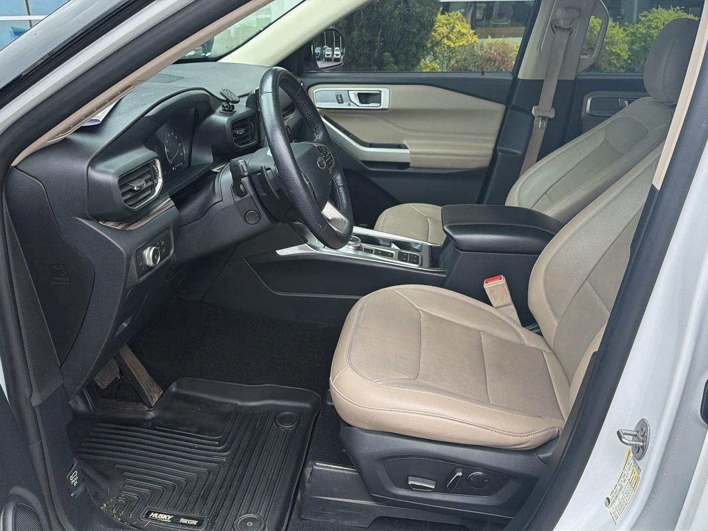 Used 2020 Oxford White Ford Limited image 10