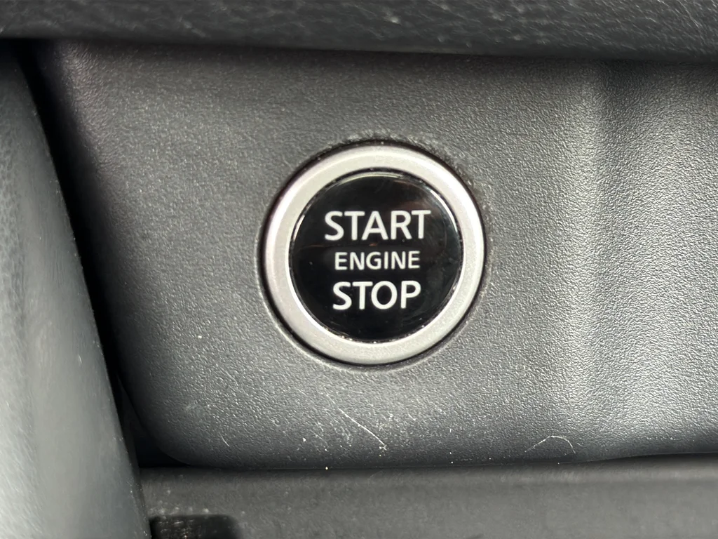 Used 2023 Gray Nissan SL image 38
