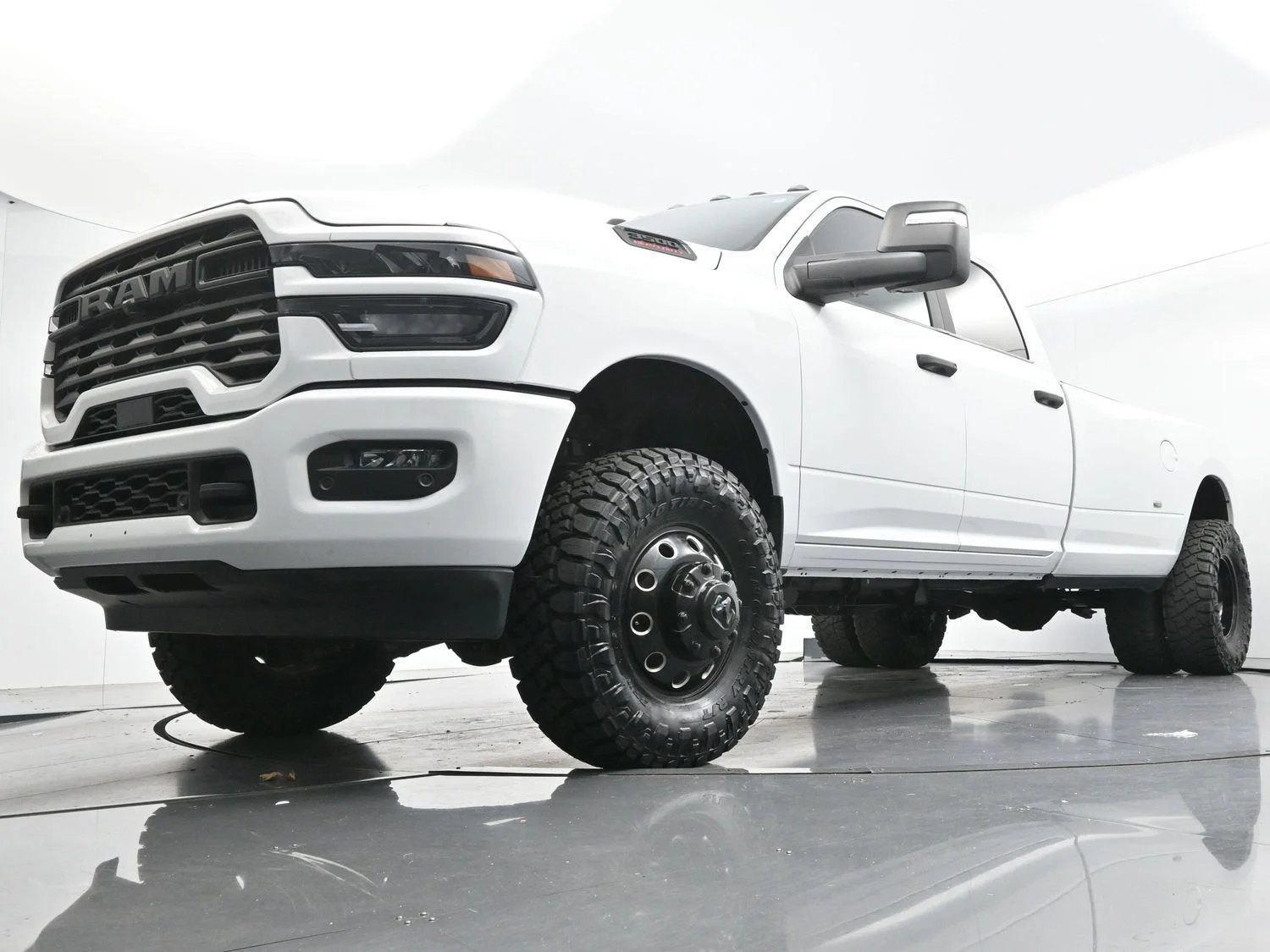 Used 2025 Bright White Clearcoat Ram Big Horn image 39