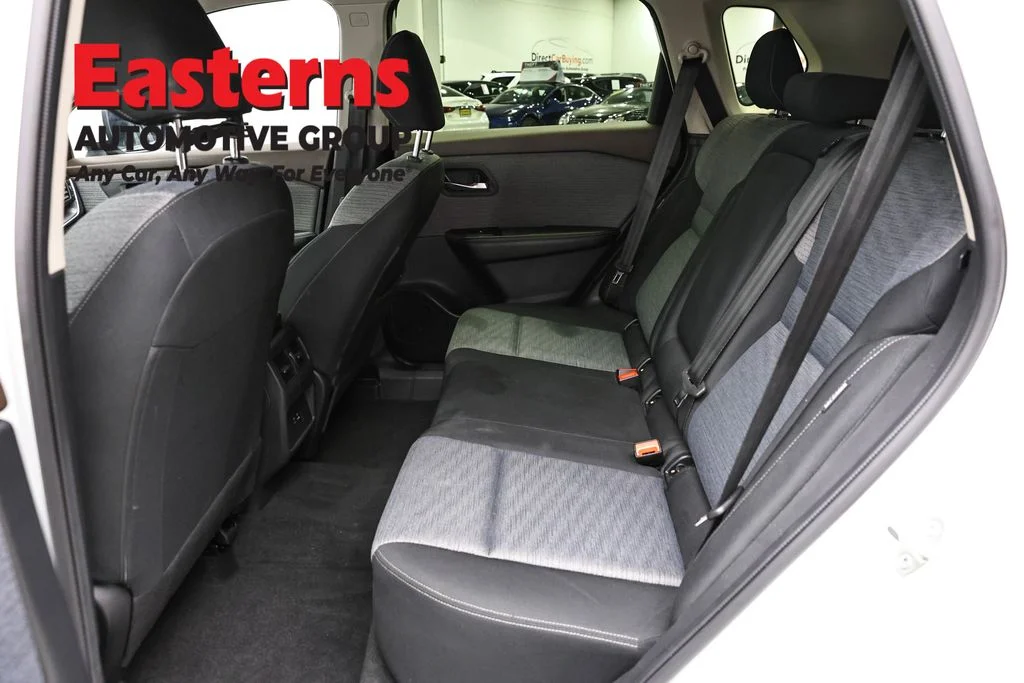 Used 2023 White Nissan SV image 21