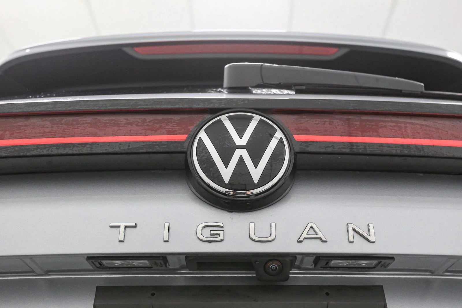 New 2026 Pyrite Silver Metallic Volkswagen S image 11