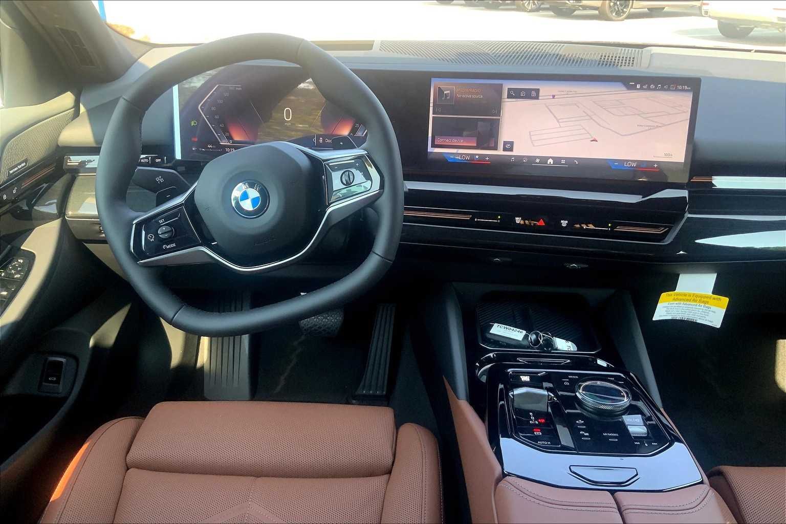 2026 BMW 5 Series 530i - Photo 5
