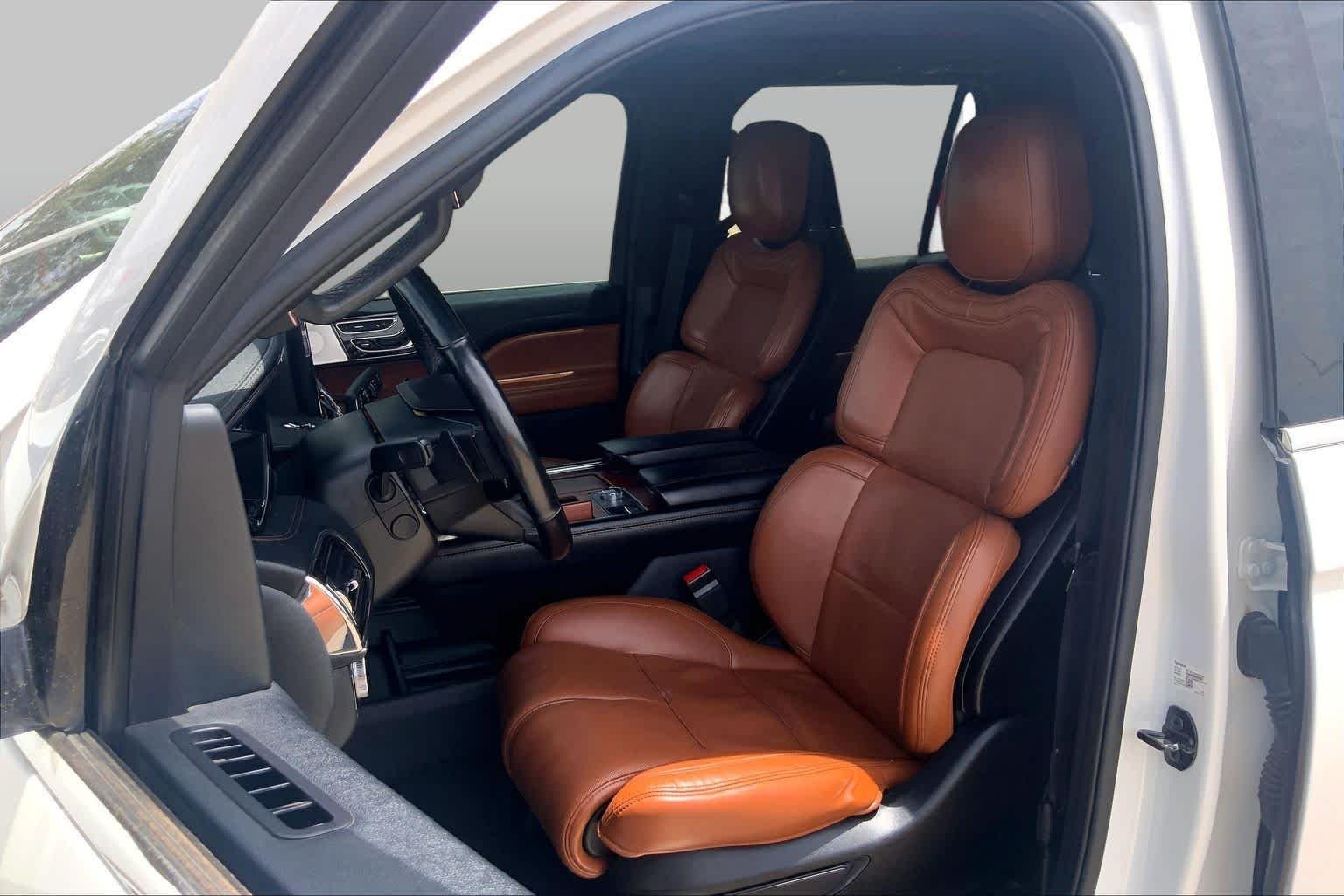 Pre-Owned 2020 Lincoln Navigator Reserve