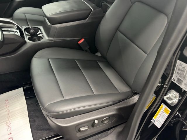 Used 2025 Black Chevrolet Trail Boss image 10