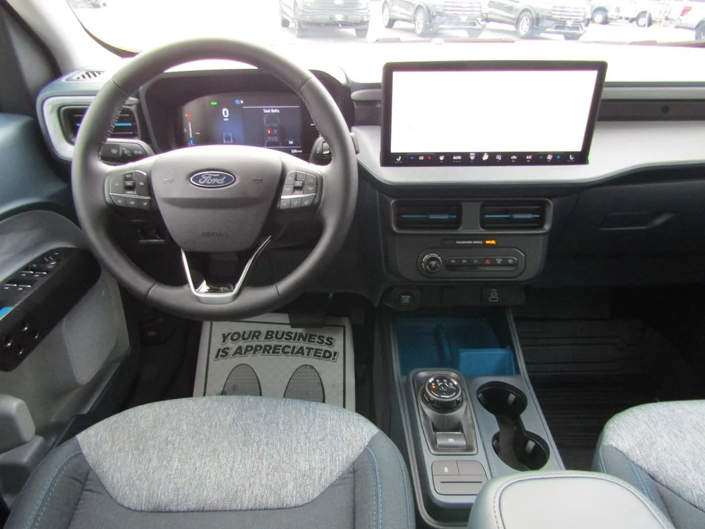 New 2026 Shadow Black Ford XLT image 4