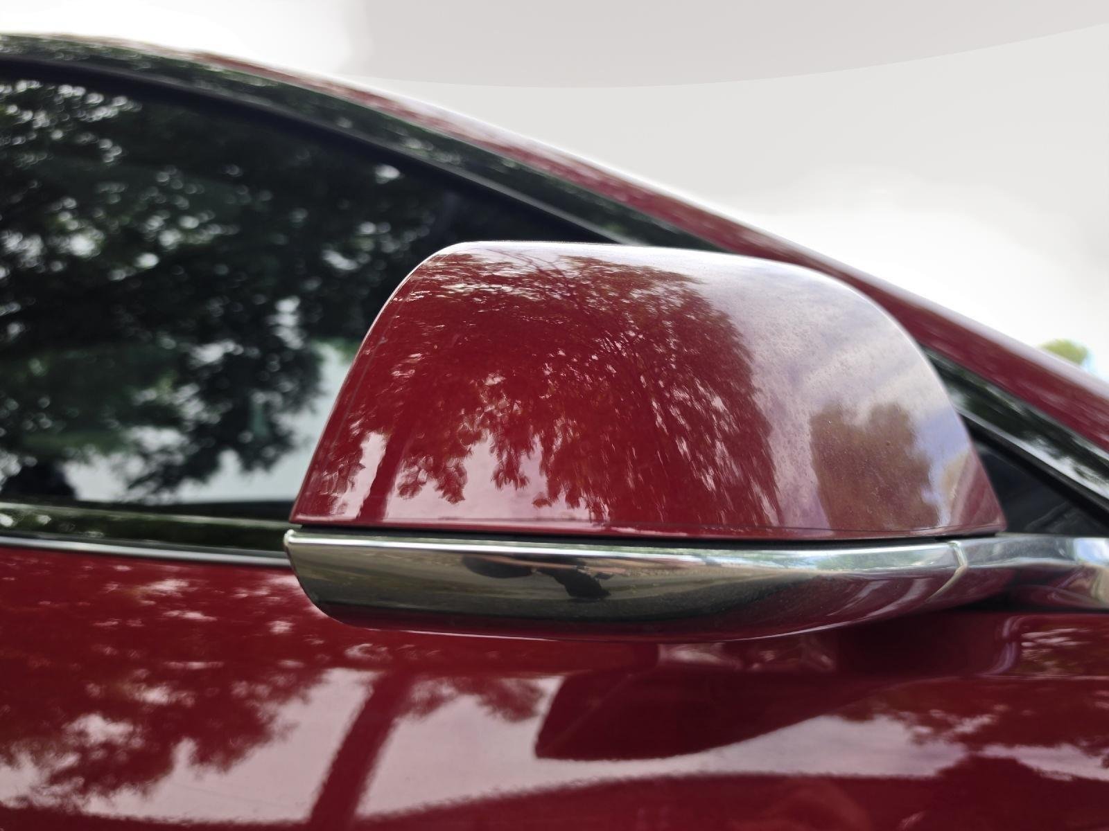 Used 2018  Tesla Long Range Battery image 24