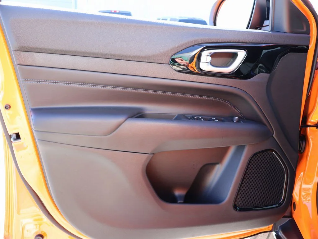 New 2026 Joose Exterior Paint Jeep Latitude image 20