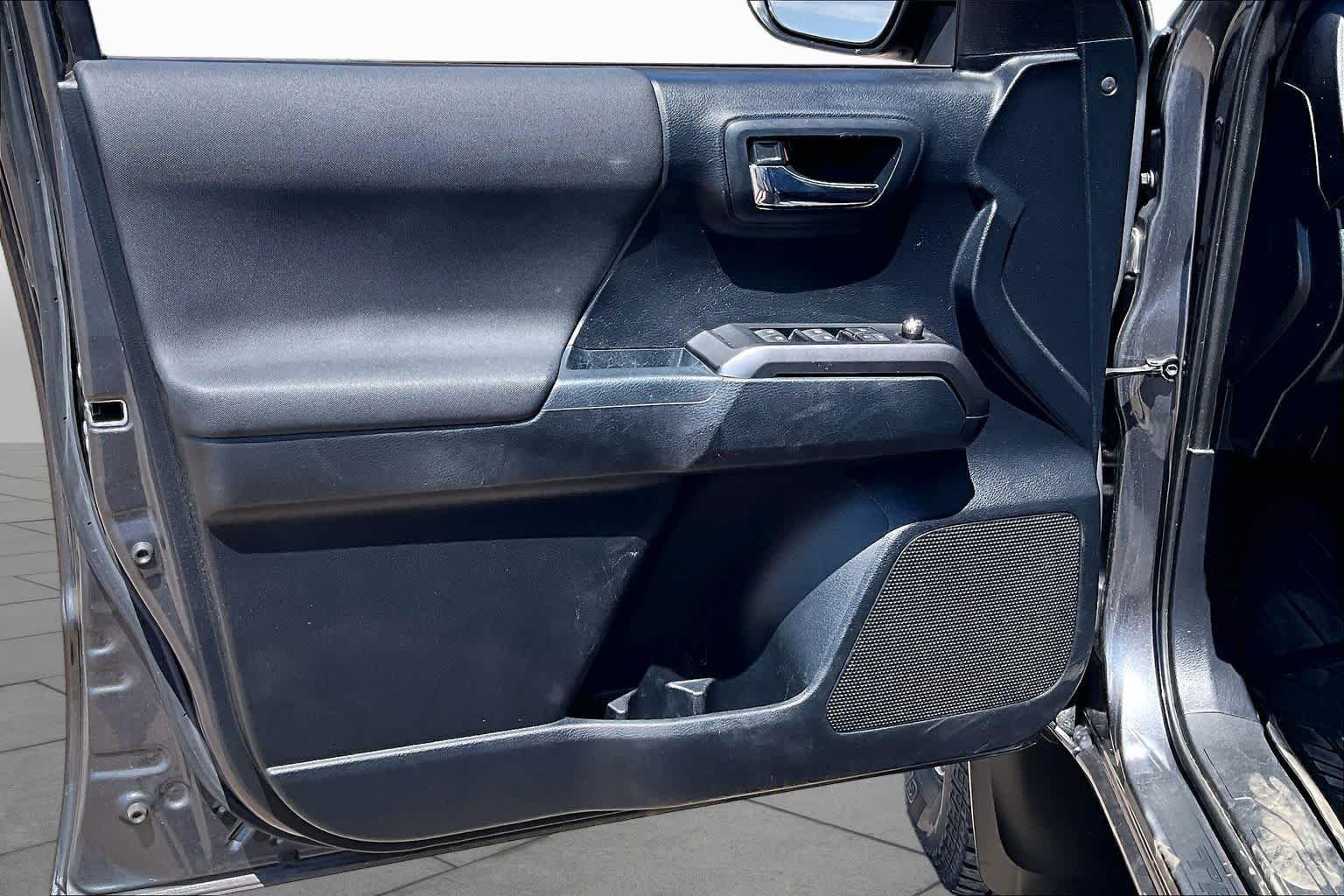 Used 2018 Magnetic Gray Metallic Toyota TRD Off Road image 19