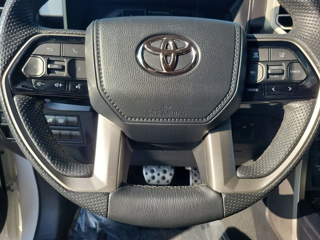 Used 2024 White Toyota SR5 image 23