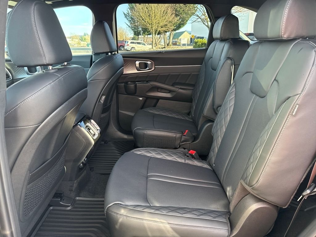 2026 Kia Sorento SX Prestige Hybrid - Photo 16