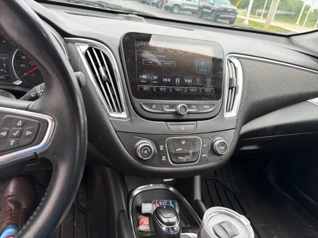 Used 2017 BLUE VELVET METALLIC Chevrolet LT image 4