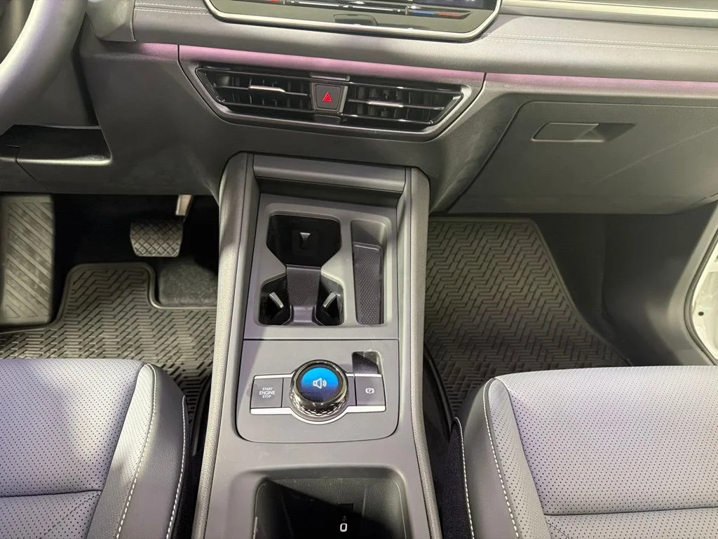 New 2026 White/off-white Volkswagen 2.0T SE image 17