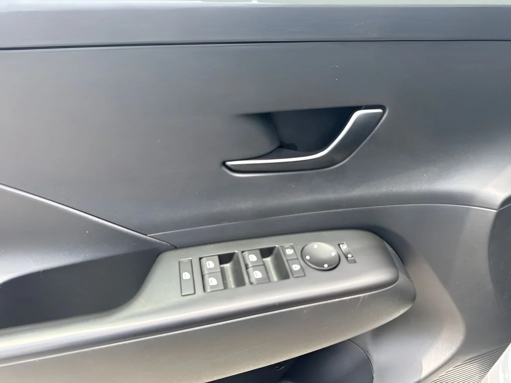 Used 2025 Gray Hyundai SEL image 21