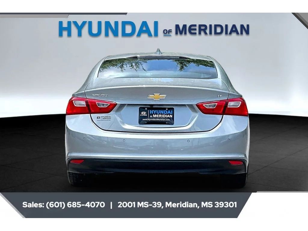 Used 2023 Sterling Gray Metallic Chevrolet LT image 4