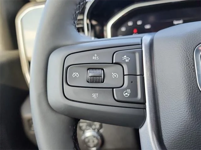 New 2026 White GMC Elevation image 24
