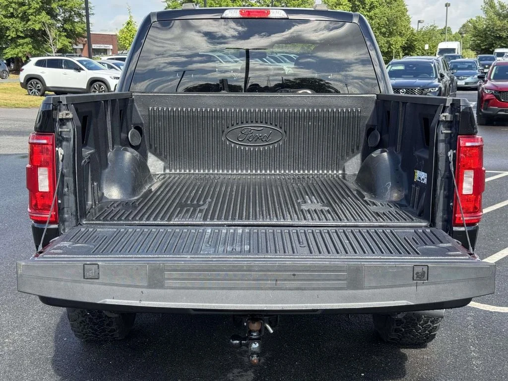 Used 2021 Black Ford XLT image 29
