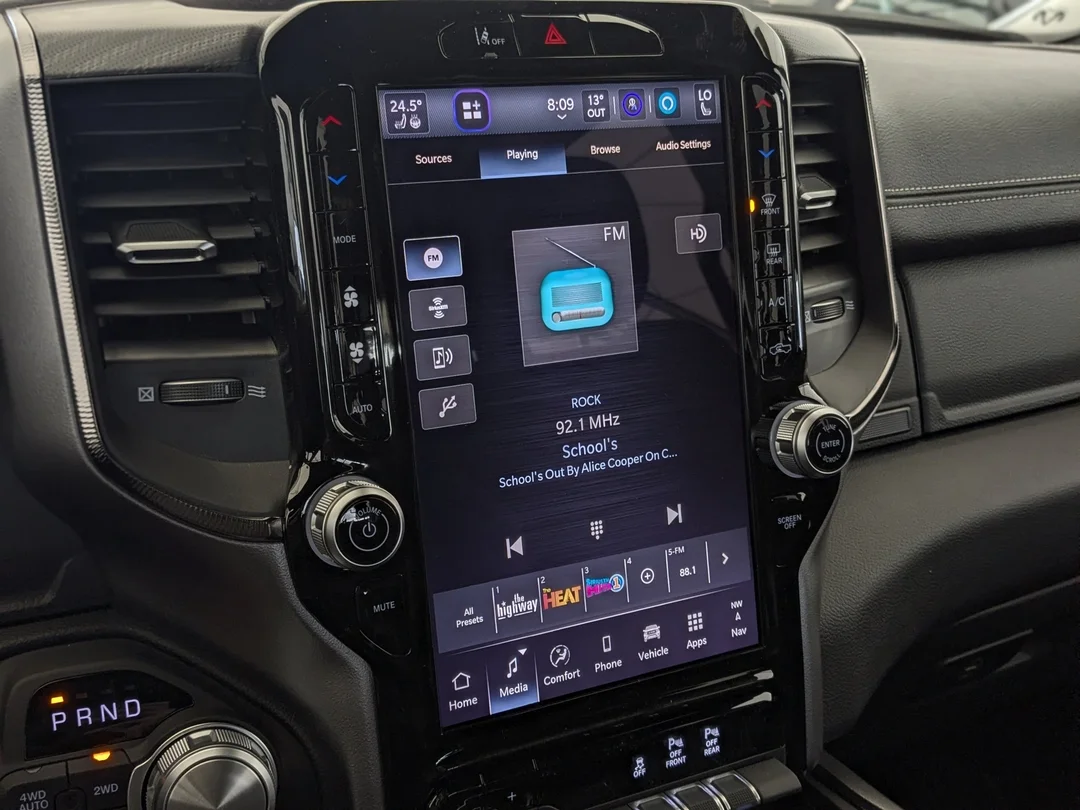 New 2026 Grey RAM Sport - - 5.7L HEMI V8 - Trailer Brake Control - 27-Gal Fuel Tank - Mopar Mats & More! image 22
