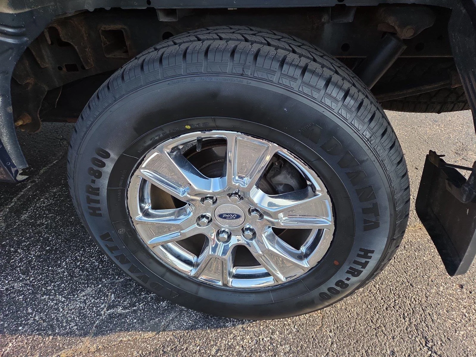 Used 2017 Blue Jeans Ford XLT image 23