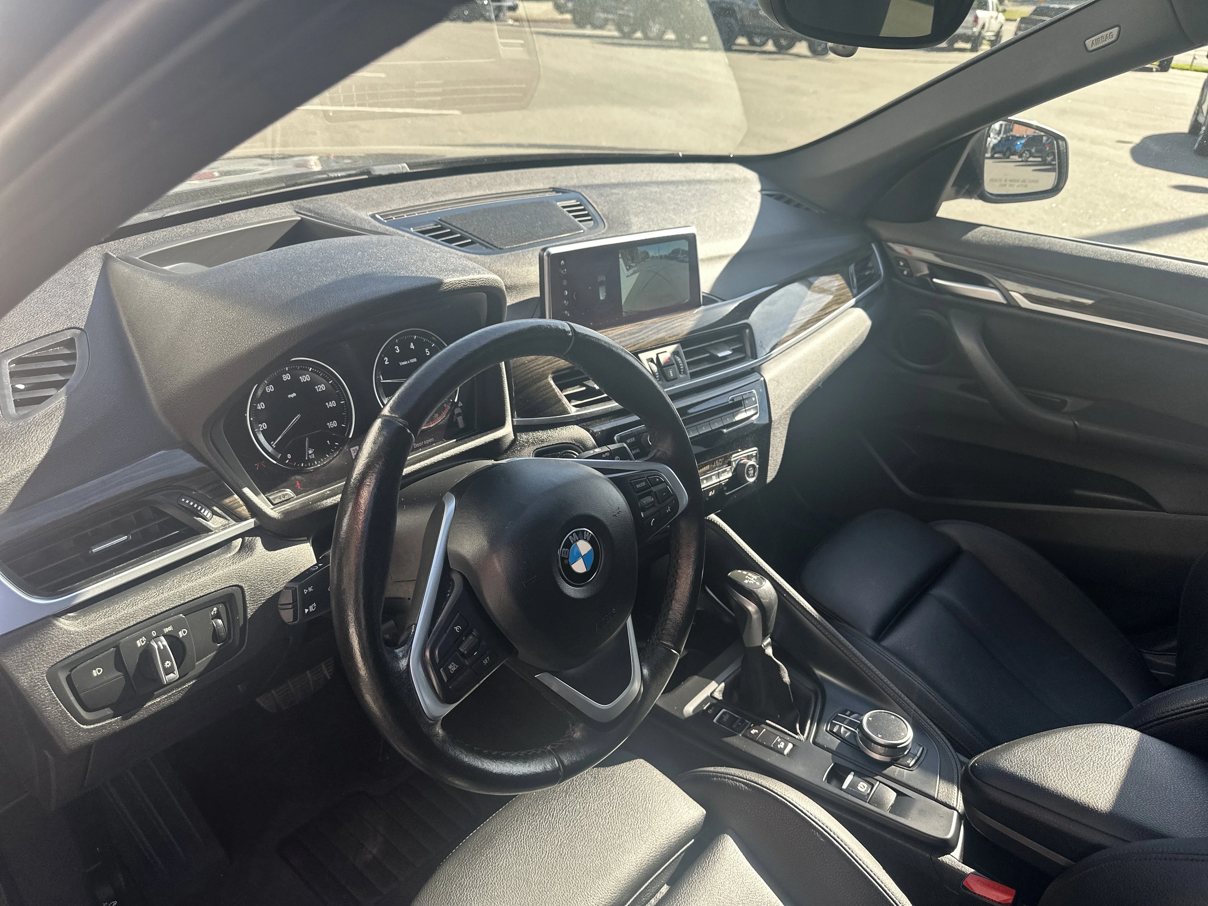 Used 2019 Black Sapphire Metallic BMW xDrive28i image 21