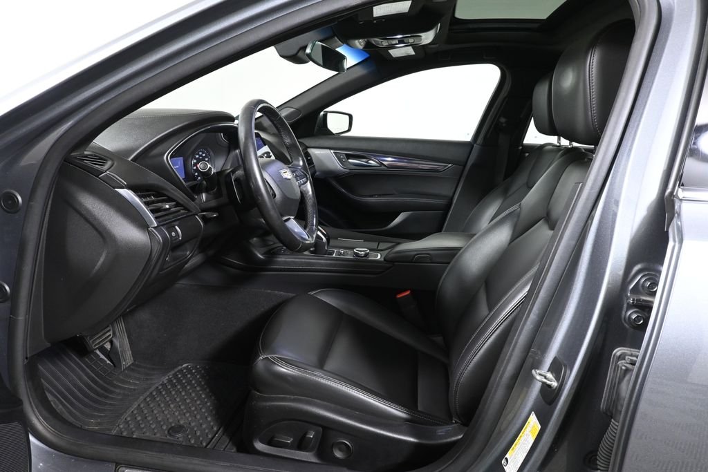 Used 2020 Gray Cadillac Luxury image 3