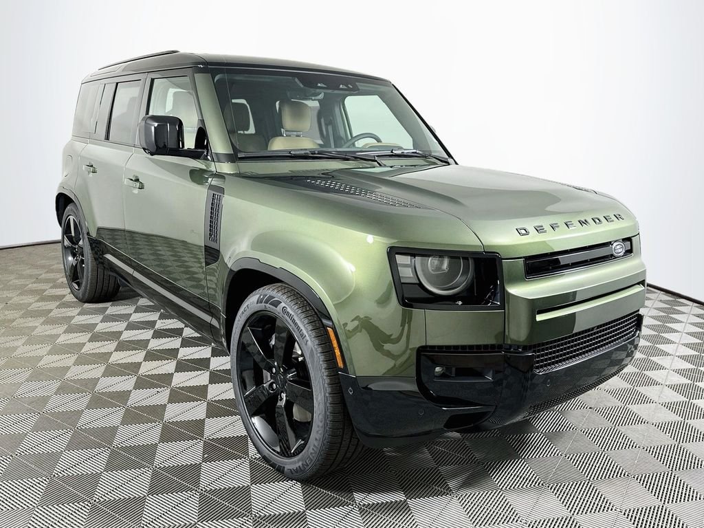 New 2026 Woolstone Green LAND ROVER X-Dynamic SE image 3