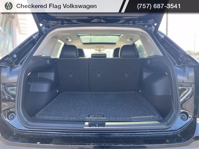 New 2026 Black Volkswagen SE image 15
