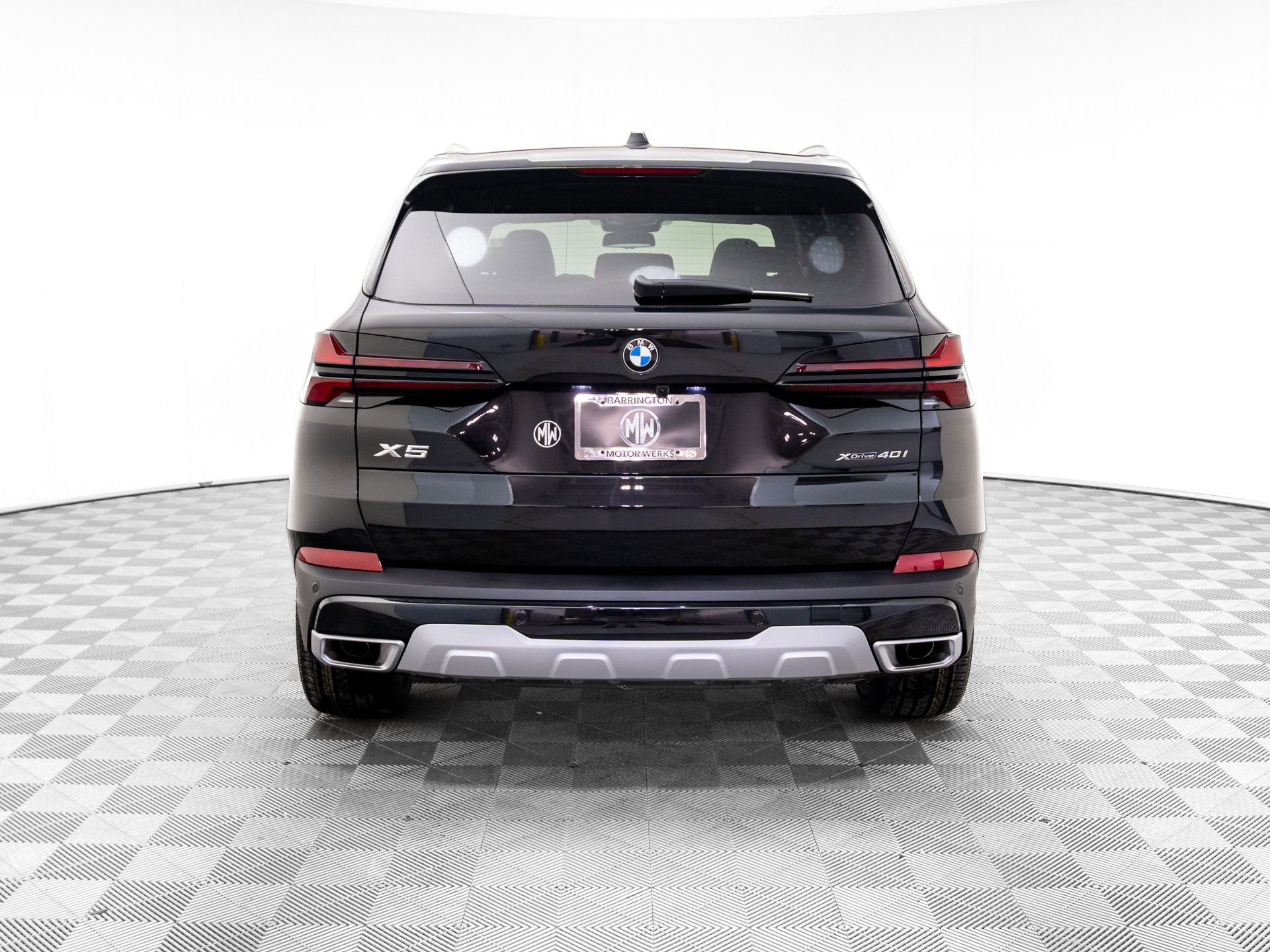 New 2026 Black Sapphire Metallic BMW xDrive40i image 4