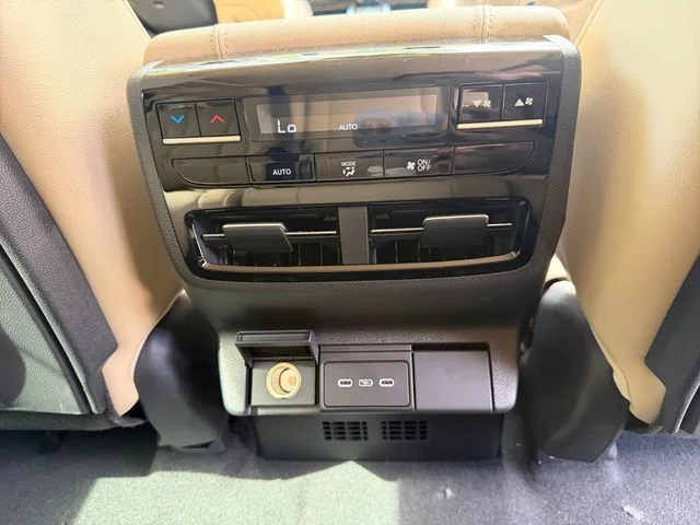 New 2026 White Acura  image 34