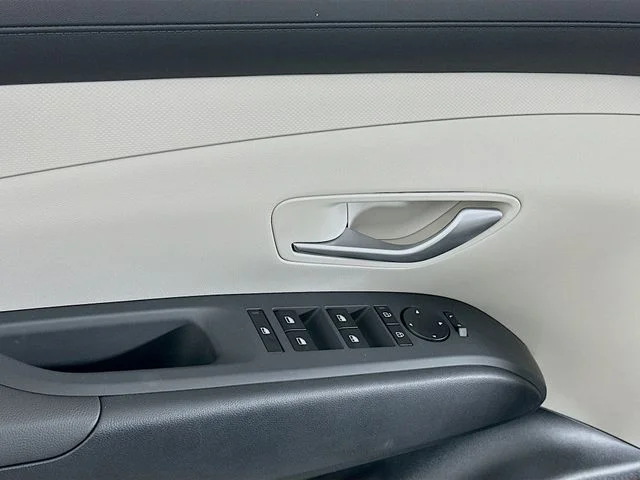 New 2026 Hyundai TUCSON SEL