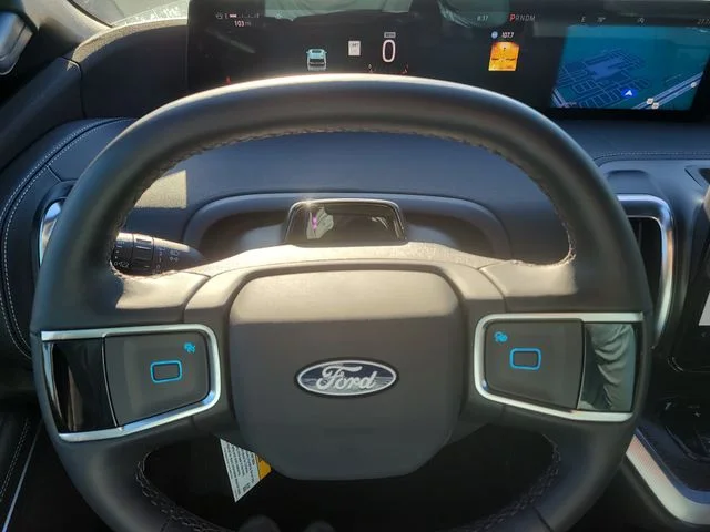 New 2027 Gray Metallic Ford Platinum image 34