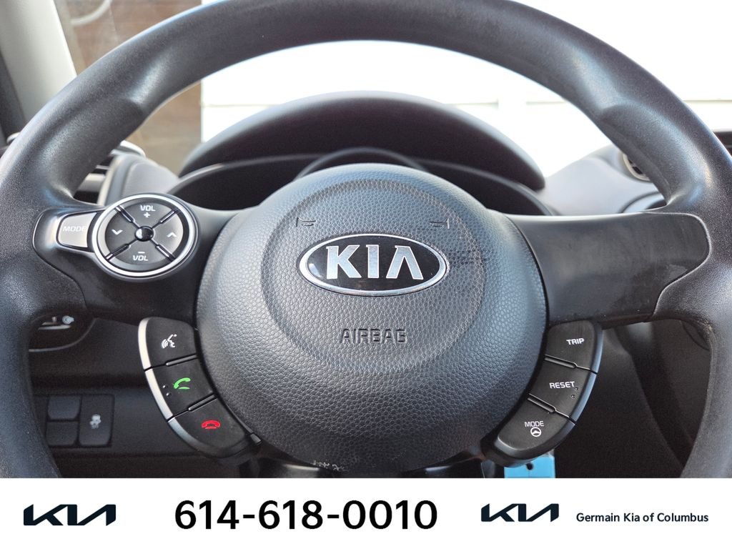 Used 2016 Green Kia Base image 21