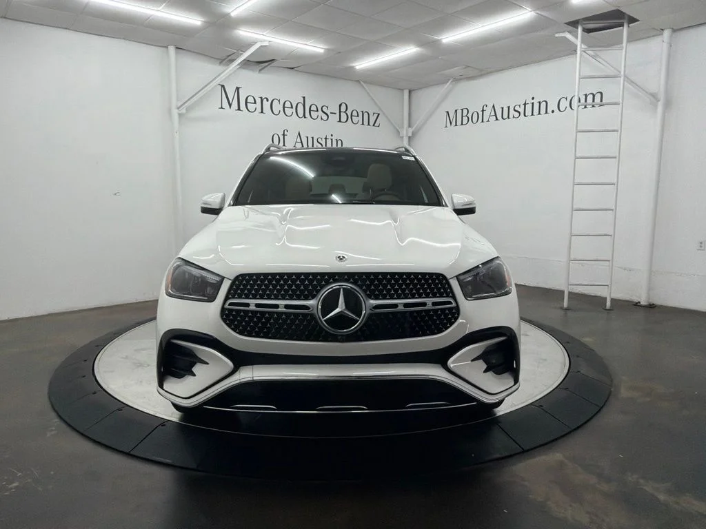 New 2026 White Mercedes-Benz GLE 580 image 2