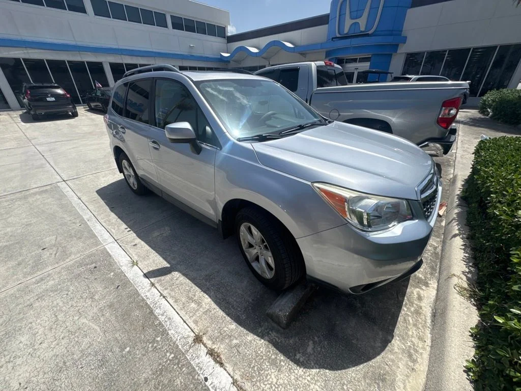 Used 2016 Silver Subaru 2.5i Limited image 12